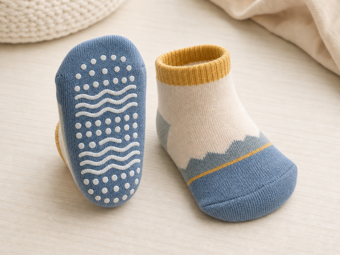 Kids sock anti-slip sole and pattern options