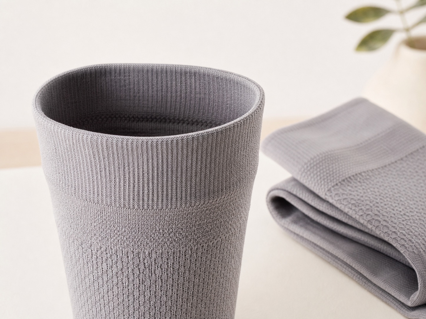 Breathable upper knit texture on compression socks