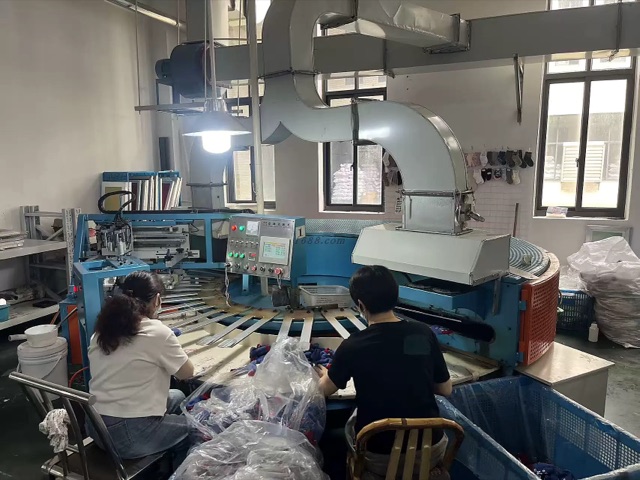 Sock boarding workstation in the factory