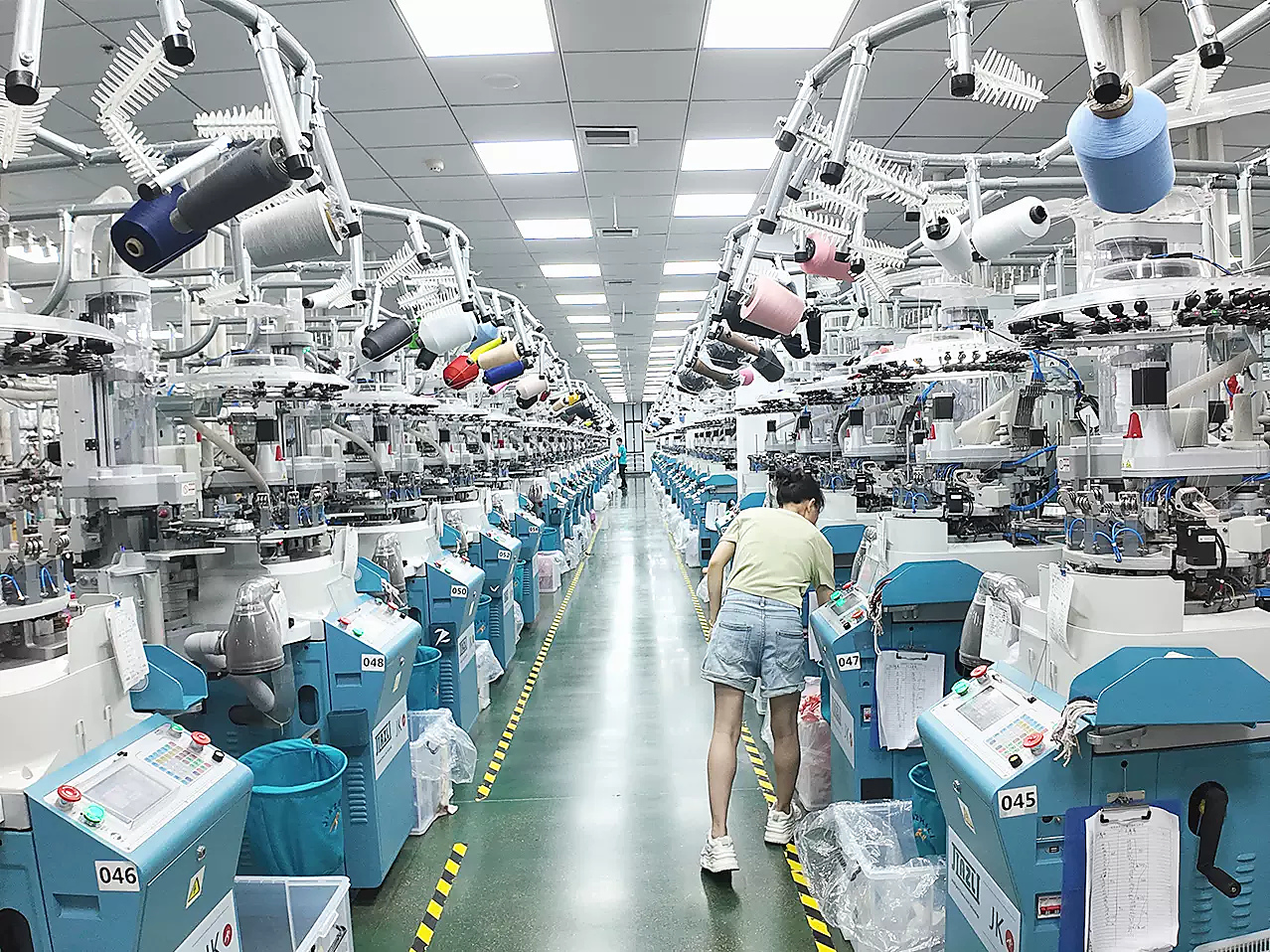 Sock factory bulk production capability