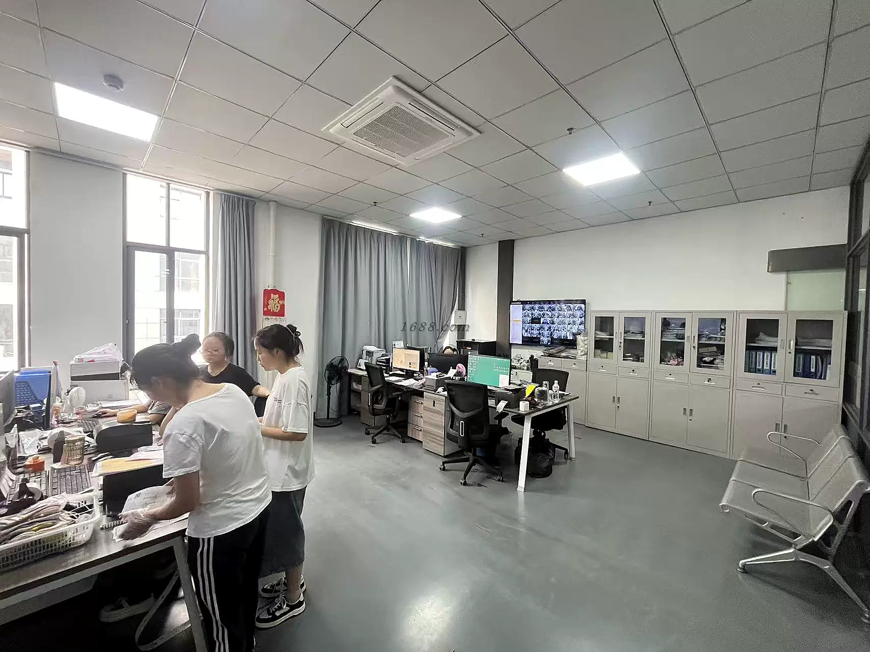Design Review in sock manufacturing