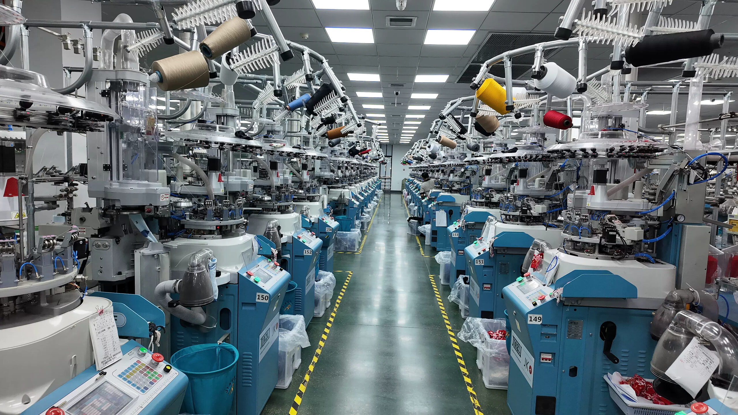 Quality Control in OEM sock manufacturing